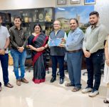 ‘A Role Model for Principals’: SPPU Director Honours Dr. Sanjay Chakane