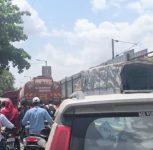 Hadapsar: Traffic Diversions in Kalepadal After Water Pipeline Burst Near Sayyadnagar Underpass