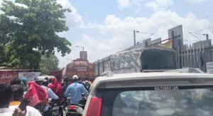 Traffic Diversions in Kalepadal After Water Pipeline Burst Near Sayyadnagar Underpass