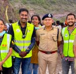 27 Lives Saved at Dive Ghat: How Bike Ambulance Volunteers Became Lifeline for Warkaris