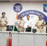 CREDAI Pune Deploys 100 Traffic Wardens to Support Pune Traffic Police During Monsoon