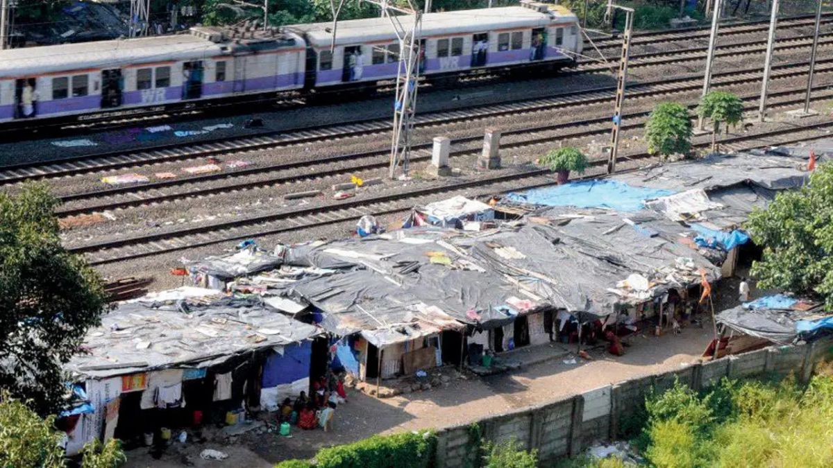 Central Railway Warns Against Construction Within 30 Metres of Railway Land Without NOC