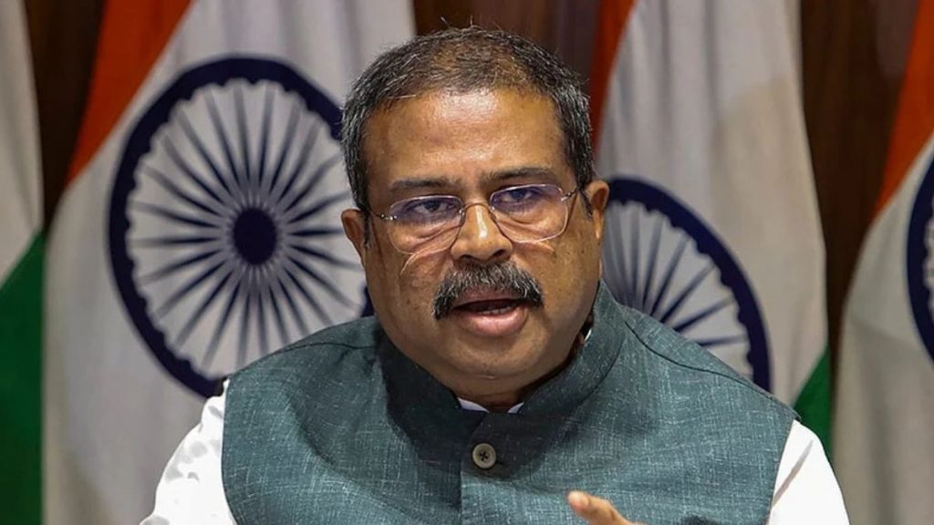 Dharmendra Pradhan (2)