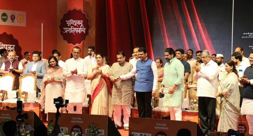 Gadkari, Fadnavis Launch Two Key Elevated Highways