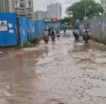 Pune: Keshavnagar Residents Raise Safety Concerns Over Muddy, Slippery Roads; PMC Says Work Underway