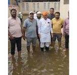 Pune: Namaz Disrupted at Mosque Due to Sewage Waterlogging; Residents Seek Immediate PMC Action