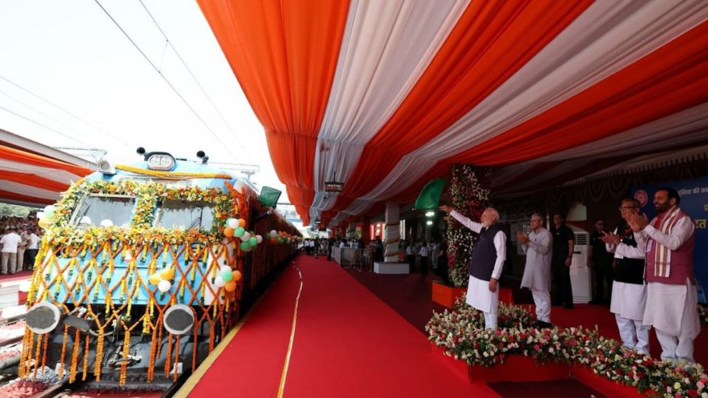 PM Narendra Modi Flags Off India’s First Hydrogen-Powered Train