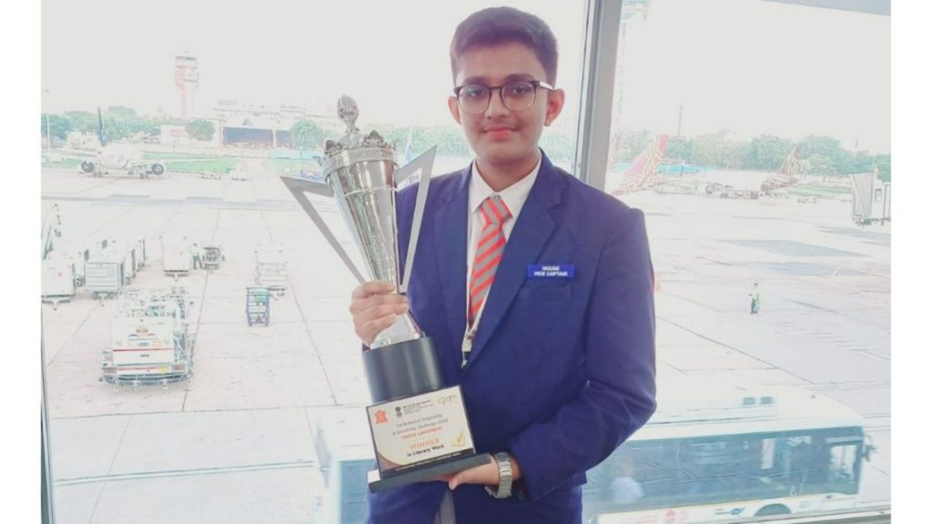 Pune Student's Vision for Viksit Bharat 2047 Earns National First Rank