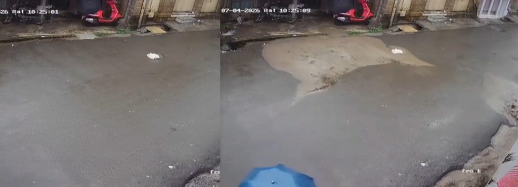 Talegaon road water pipeline burst