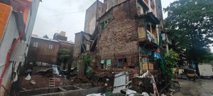 Two-Storey Wada Collapses in Pune's Somwar Peth