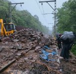 Landslide Near Karjat-Lonavala Section Disrupts Mumbai-Pune Rail Services; Multiple Trains Cancelled, Diverted, and Short-Terminated