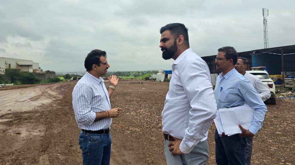 Chakan-Talegaon Road Projects Get Priority as MIDC and District Administration Launch Coordinated Action
