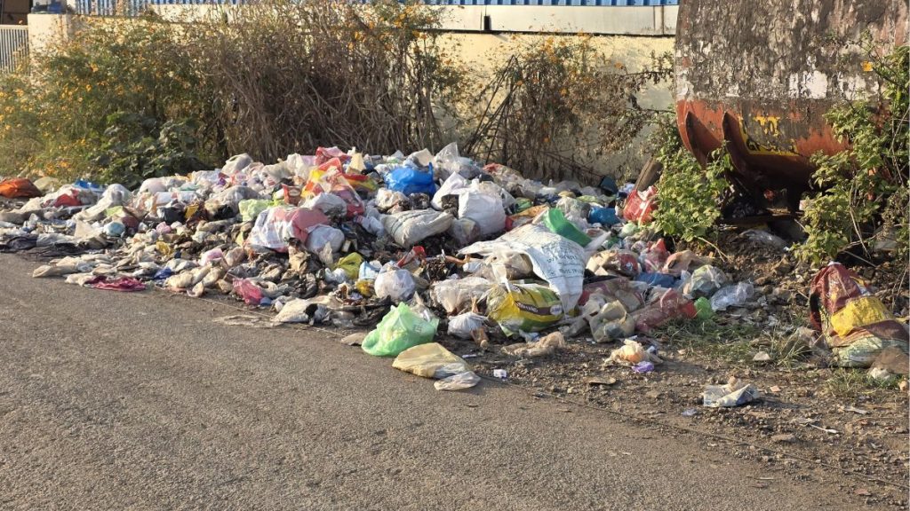 Dumping Plague Chakan MIDC