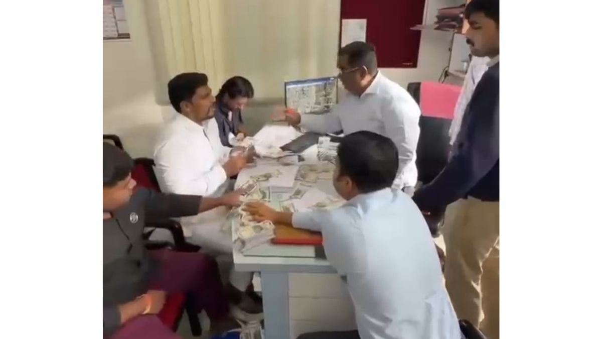 Fake Currency Notes Scattered on PMC Engineer’s Table Over Tender Corruption Allegations