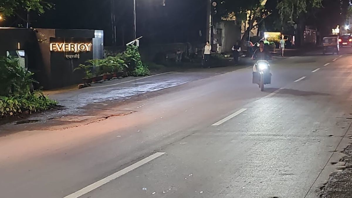 NIBM-Undri Road residents demand speed breaker near P&G Jewellers