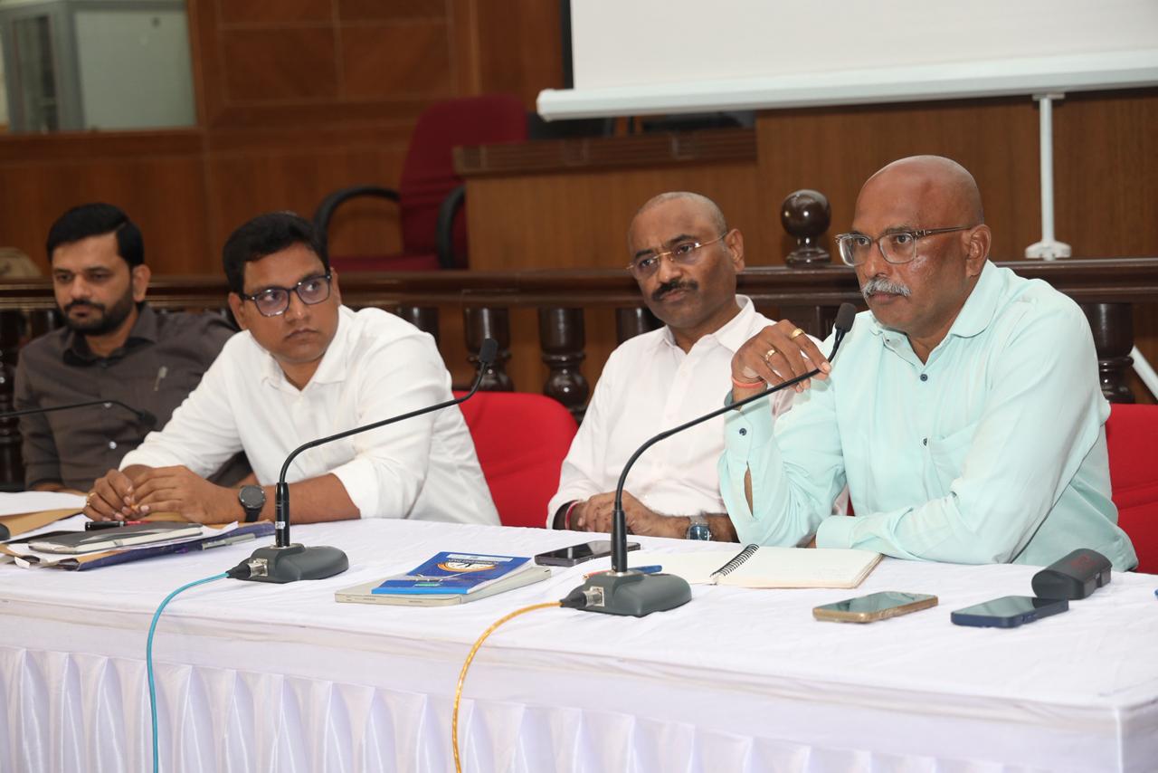 PMC Orders Urgent Road Repairs Ahead of Ganeshotsav