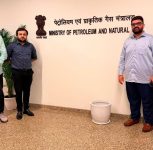 3 to 5 Hours in CNG Queues: Pune Dealers Seek Immediate Action From Petroleum Ministry
