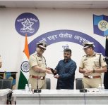 Pune Police Return 148 Lost Mobile Phones Worth Rs 31 Lakh to Owners