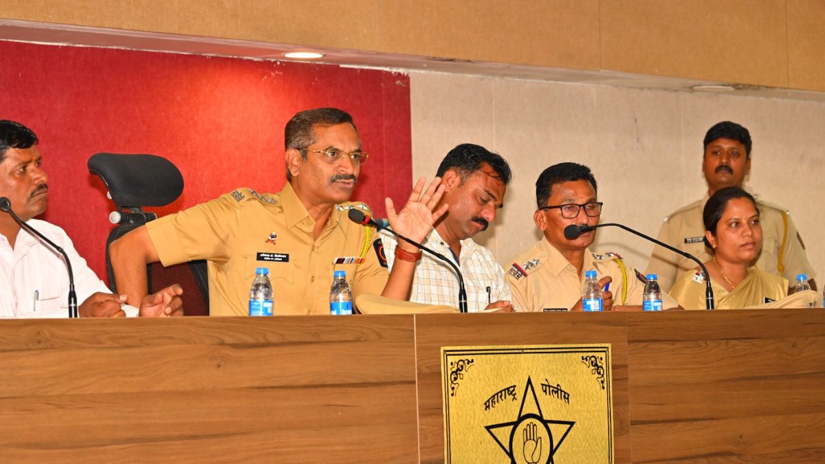 Pune Rural Police Hold Meeting to Address Concerns of Serving and Retired Soldiers