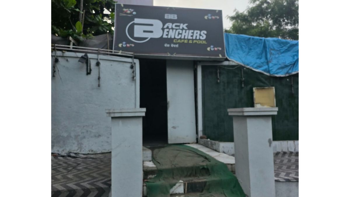 Raid in Viman Nagar
