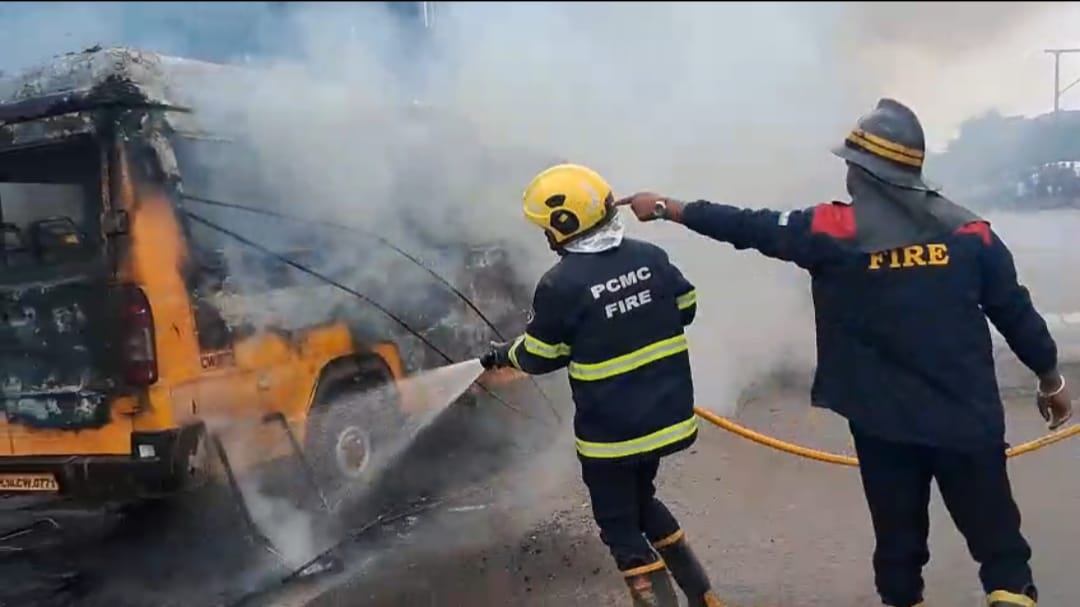 School Bus Catches Fire in Wakad After Dropping Students