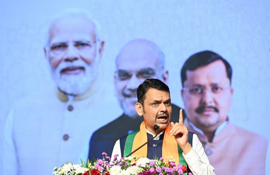 Fadnavis Attacks Opposition’s New Strategy
