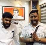 Pune: After Controversial Remarks, Social Media Influencer Mahesh Mote Blackens His Own Face and Apologises To Raj Thackeray