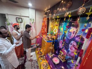 Pune Family’s First Ganeshotsav at New Home