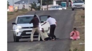 Sons Allegedly Beat Elderly Parents with Sticks Over Property Dispute in Pune’s Indapur