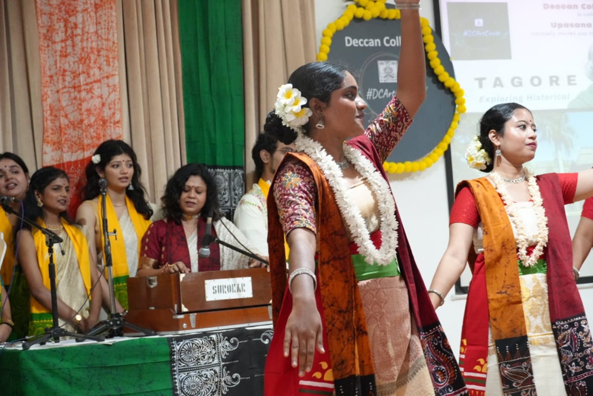 Tagore in Pune Bengali