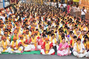 Hundreds Join Shri Sukta Recitation at Mahalakshmi Temple
