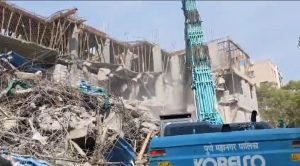 PMC Demolishes 23,000 Sq Metres of Illegal Construction in Kondhwa