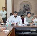 Pune Commissioner Expresses Displeasure Over Roadwork Quality on Baner-Ganeshkhind Road, Sets Deadline for Pending Works