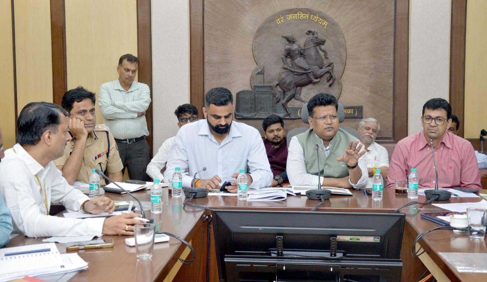 Pune Commissioner Expresses Displeasure Over Roadwork Quality on Baner-Ganeshkhind Road