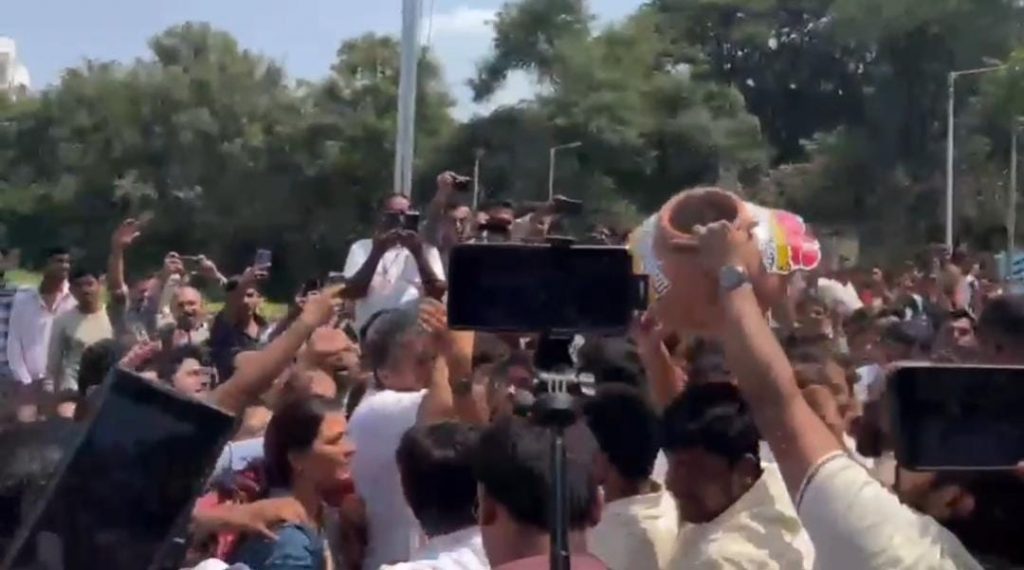 Pune MPSC Protest Turns Tense As Students Move Towards Riverbed