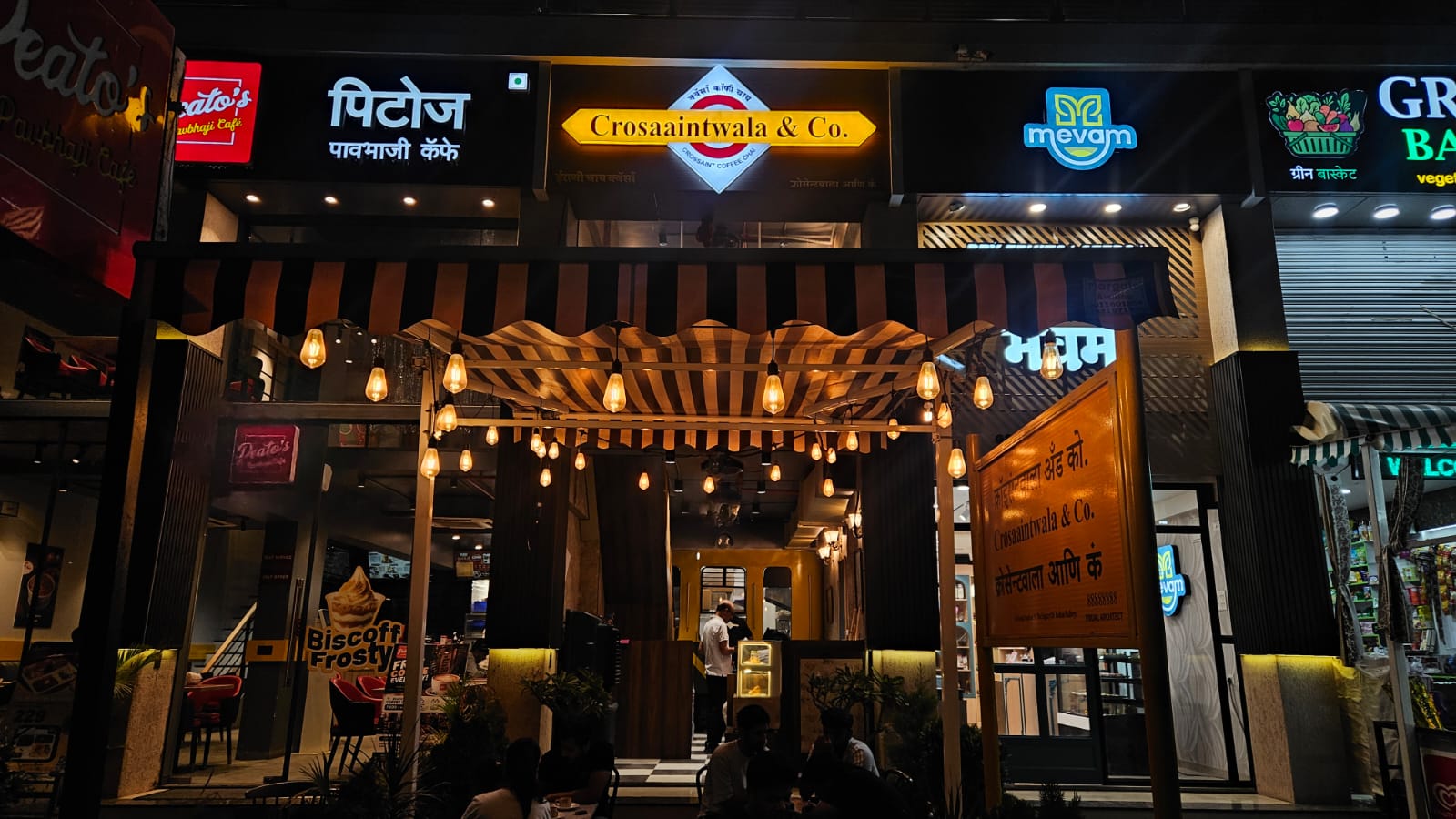 Pune’s Crosaaintwala & Co Serves Chocolate Croissants