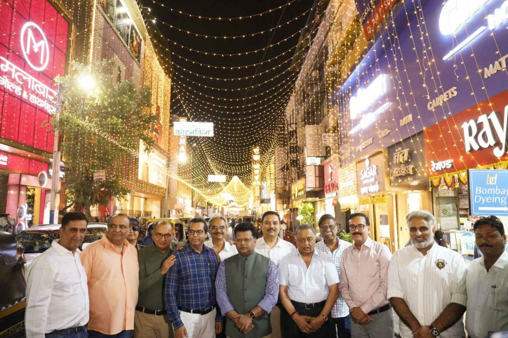 Pune’s Laxmi Road, Bajirao Road and Kumthekar Road Light Up for Diwali