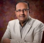 Pune Author Sanjay Runwal Receives International Recognition for ‘Golden Retirement’
