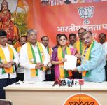 BJP Faces Rebel Threat In Pune Graduates’ Seat After Naming Smita Jadhav
