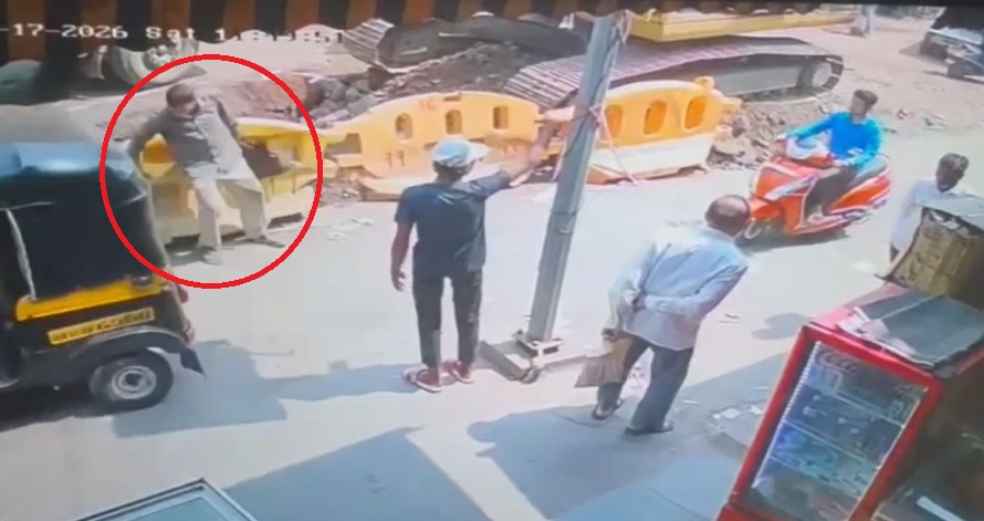 man falls in drainage pit in Pune and dies