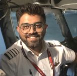 Indian Pilot Smit Machchhar Saves Flydubai Flight to Israel After Co-Pilot Allegedly Attacks Him With Knife